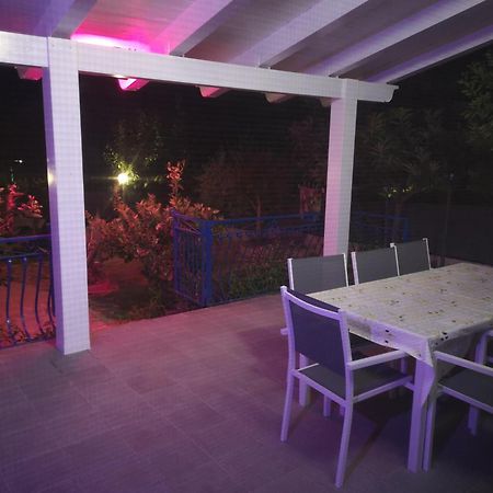 Villa Cilento Mare, Bellissima Con Ampio Giardino Capitello Kamer foto